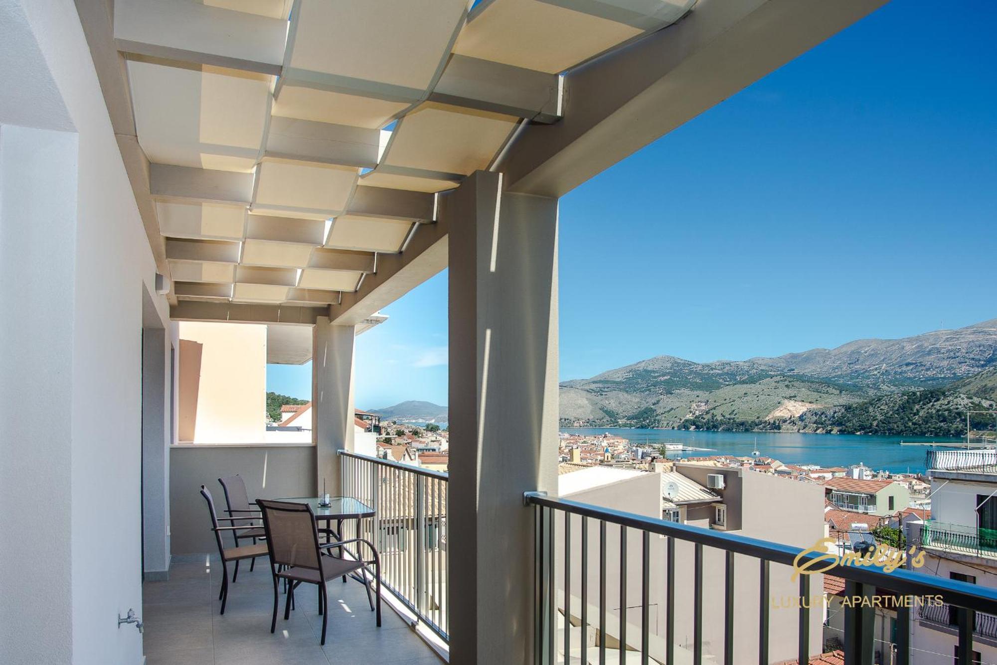 Emily'S Luxury Apartments Argostolion Dış mekan fotoğraf