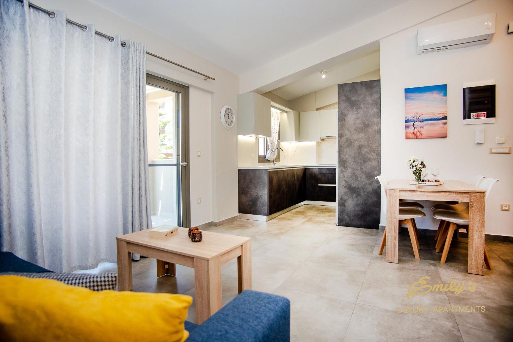 Emily'S Luxury Apartments Argostolion Dış mekan fotoğraf