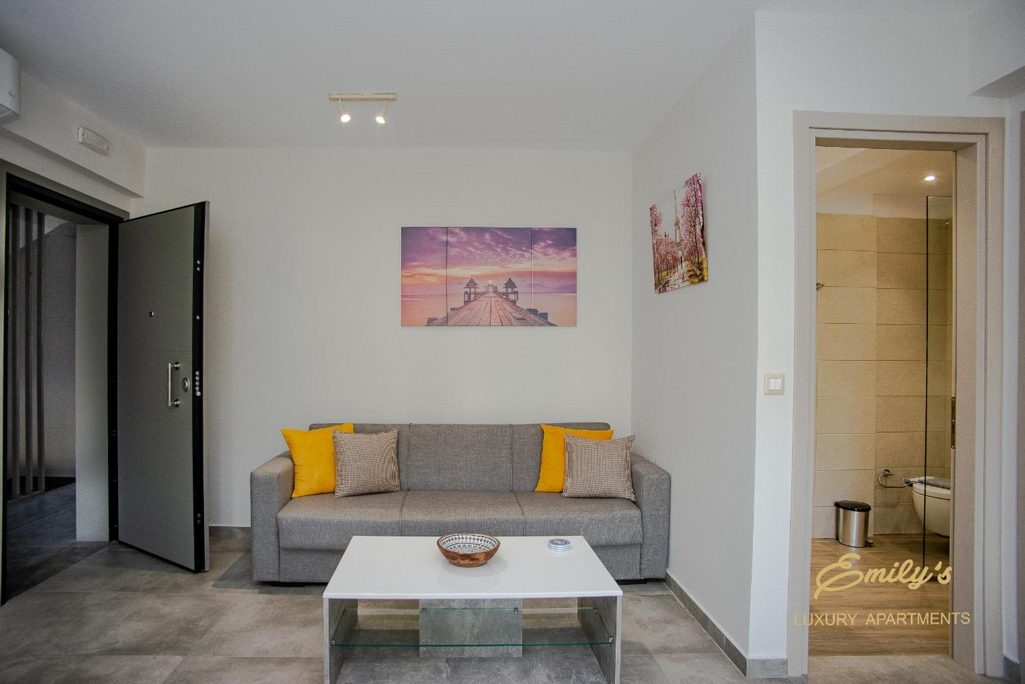 Emily'S Luxury Apartments Argostolion Dış mekan fotoğraf