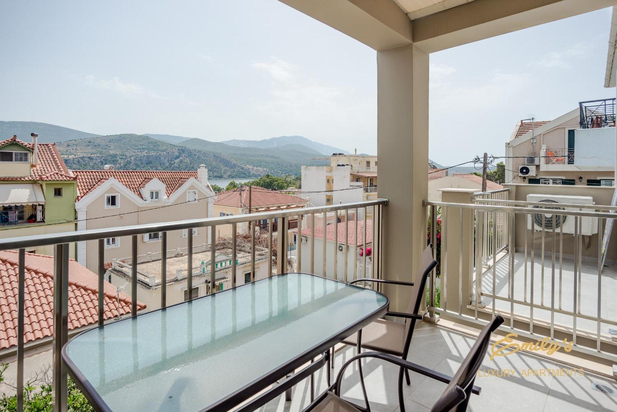 Emily'S Luxury Apartments Argostolion Dış mekan fotoğraf